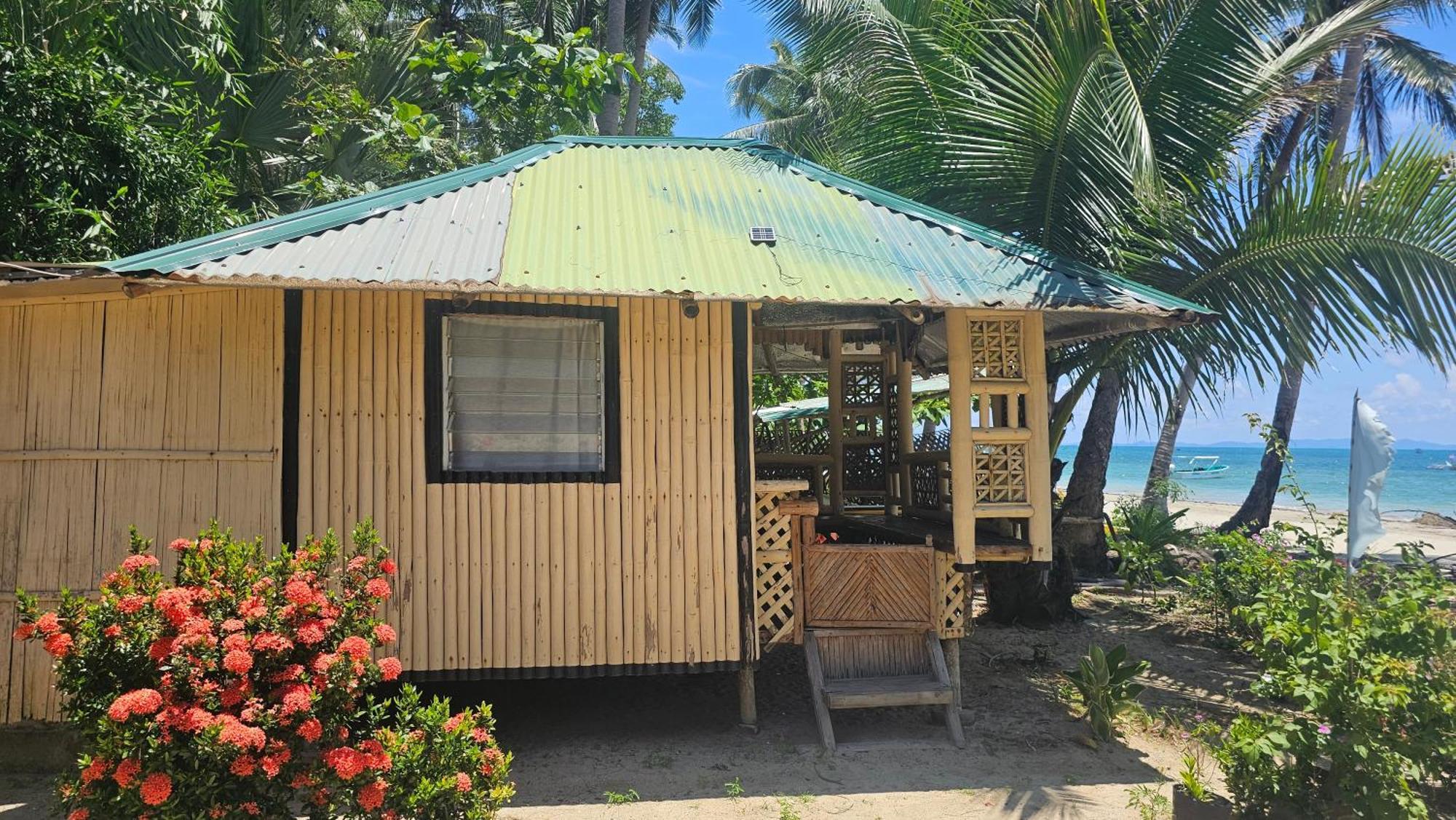 Floresitas Beach Resort El Nido Exterior photo