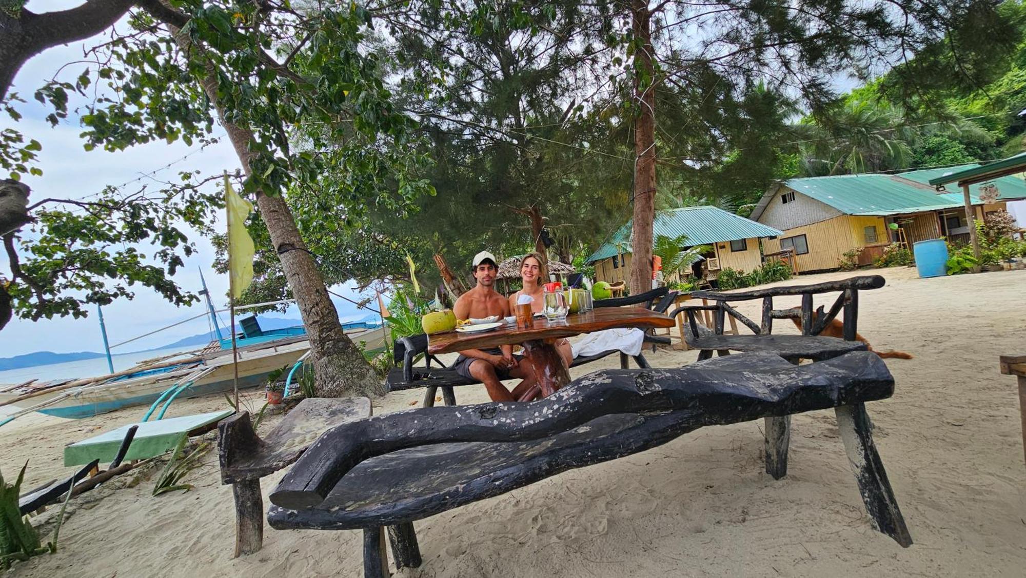 Floresitas Beach Resort El Nido Exterior photo